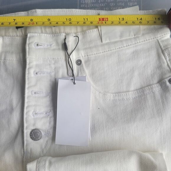 Women's Calvin Klein High Rise Skinny Jeans. White. Size 30. Measurements added. - Picture 8 of 11